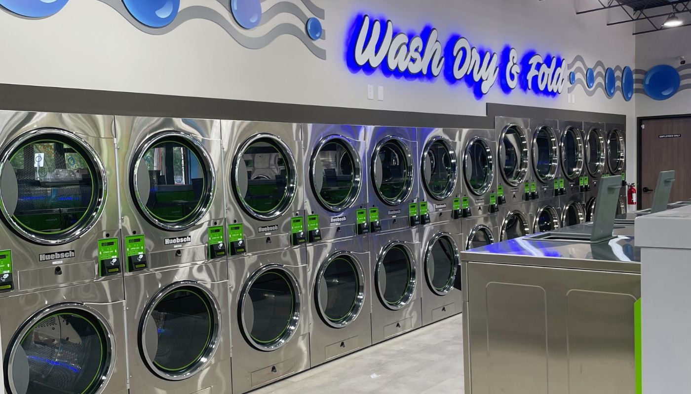 Laundromat Owner's Guide to Tax Season [Profit Calculator]